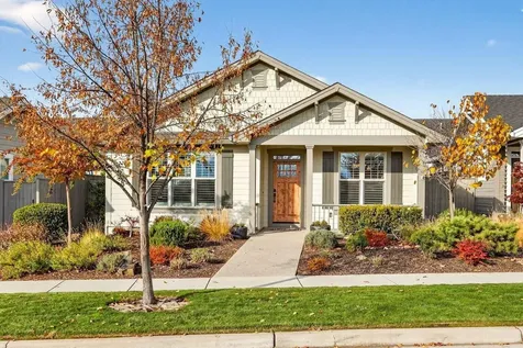 3957 Shamrock Drive Medford OR 97504
