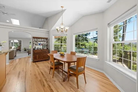 404 Mountain Paradise Drive Grants Pass OR 97526