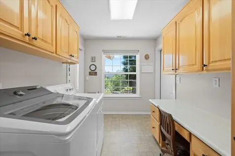 404 Mountain Paradise Drive Grants Pass OR 97526