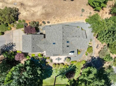 404 Mountain Paradise Drive Grants Pass OR 97526