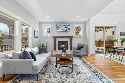 2195 NW Lemhi Pass Drive Bend OR 97703