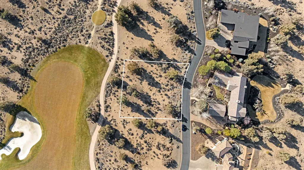 23123 Switchback Court Bend OR 97701