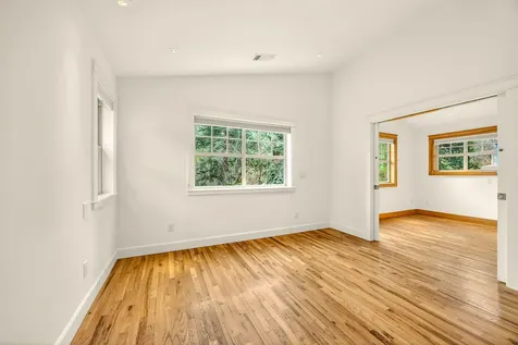 435 Granite Street Ashland OR 97520