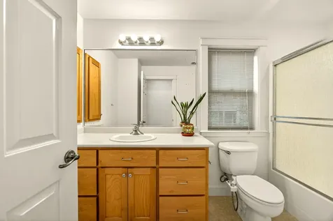 435 Granite Street Ashland OR 97520