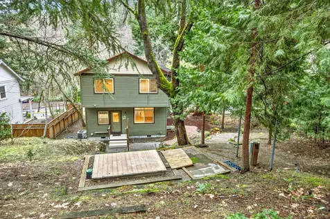 435 Granite Street Ashland OR 97520