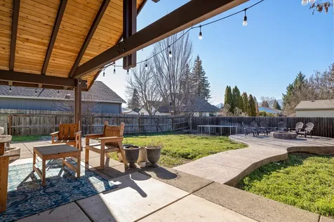 2727 Connell Avenue Medford OR 97501