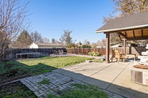 2727 Connell Avenue Medford OR 97501