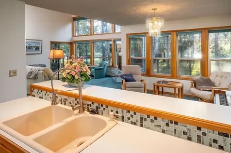 55625 Big River Drive Bend OR 97707