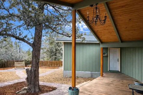 3487 SW Wickiup Avenue Redmond OR 97756