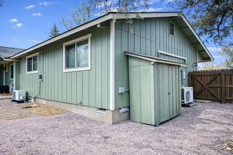 3487 SW Wickiup Avenue Redmond OR 97756