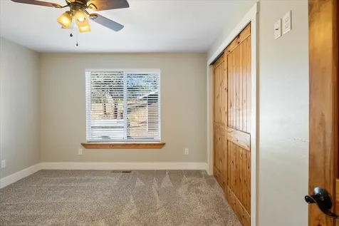 5391 NW Frank Way Redmond OR 97756