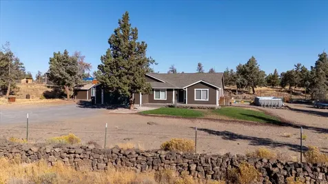5391 NW Frank Way Redmond OR 97756