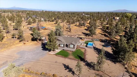 5391 NW Frank Way Redmond OR 97756
