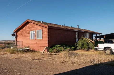 2863 NE Fern Lane Madras OR 97741