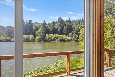 1523 N Tenmile Lakeside OR 97449