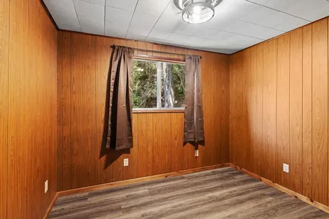 1523 N Tenmile Lakeside OR 97449