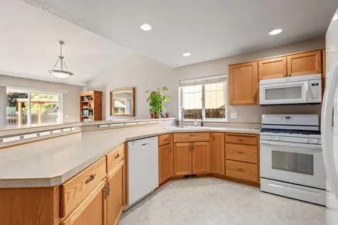 1942 NW Jackpine Place Redmond OR 97756