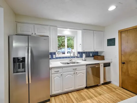 8166 Saghalie Drive S Salem OR 97306