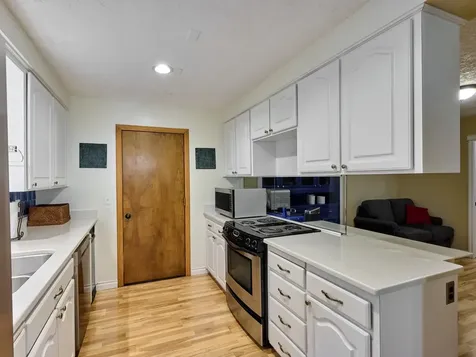 8166 Saghalie Drive S Salem OR 97306
