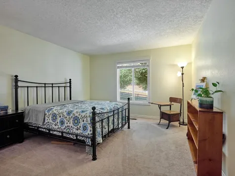 8166 Saghalie Drive S Salem OR 97306