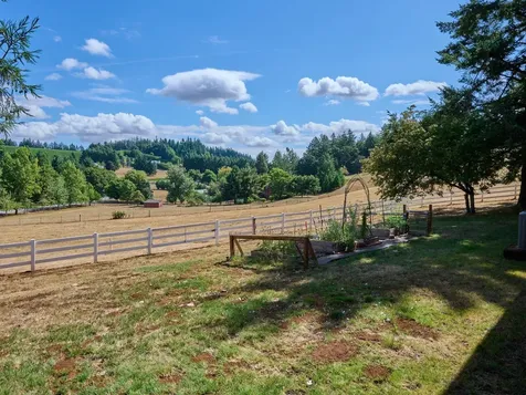 8166 Saghalie Drive S Salem OR 97306