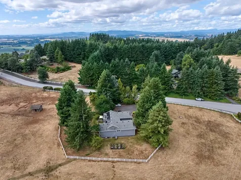 8166 Saghalie Drive S Salem OR 97306