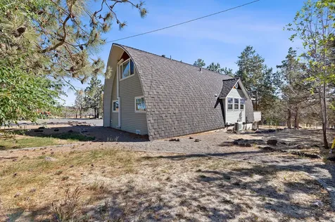 2132 SW Culver Highway Madras OR 97741