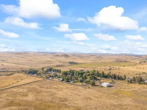 45492 College Street Antelope OR 97001