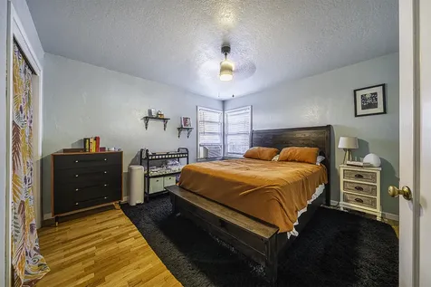 909 S Holly Street Medford OR 97501