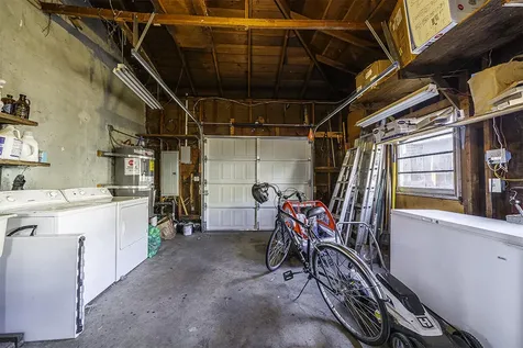 909 S Holly Street Medford OR 97501
