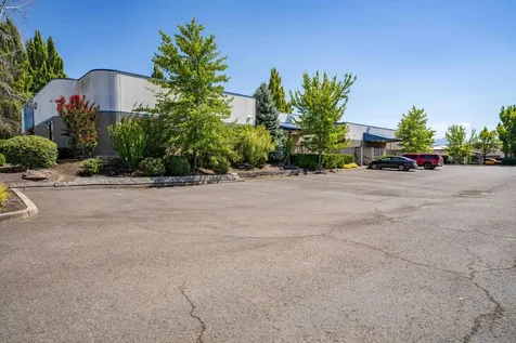 2090 Commerce Drive Medford OR 97504