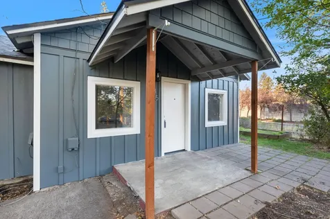135 SE Roosevelt Avenue Bend OR 97702