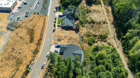 1262 Green Valley Drive Cave Junction OR 97523