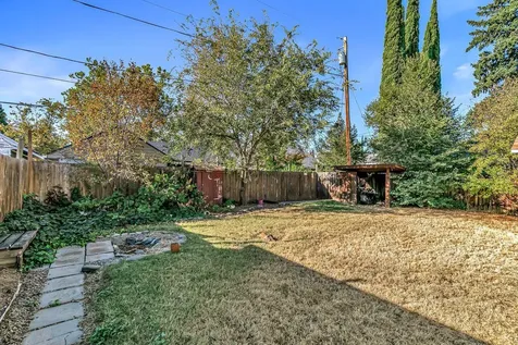 821 W 2nd Street Medford OR 97501
