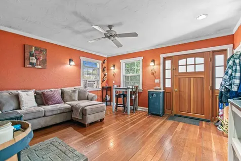 821 W 2nd Street Medford OR 97501