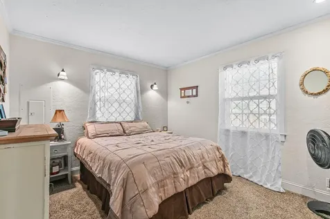 821 W 2nd Street Medford OR 97501