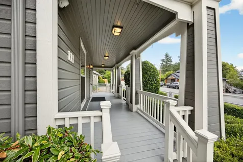 111 Cedar Street Rogue River OR 97537