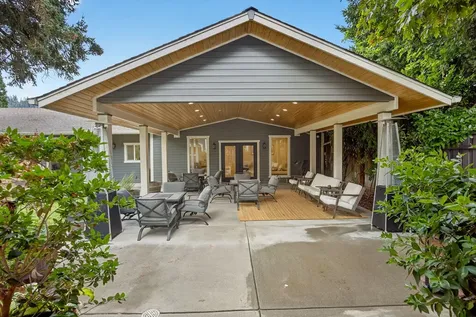 111 Cedar Street Rogue River OR 97537