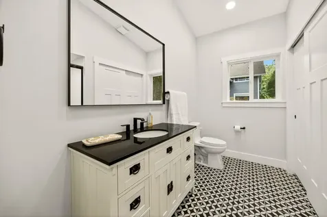 111 Cedar Street Rogue River OR 97537