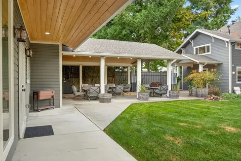 111 Cedar Street Rogue River OR 97537
