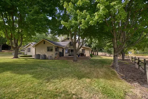 3095 Burrell Road Medford OR 97501