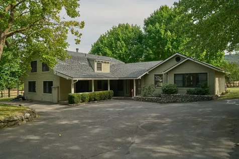 3095 Burrell Road Medford OR 97501