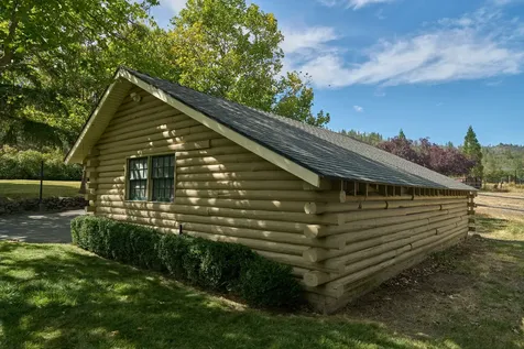 3095 Burrell Road Medford OR 97501