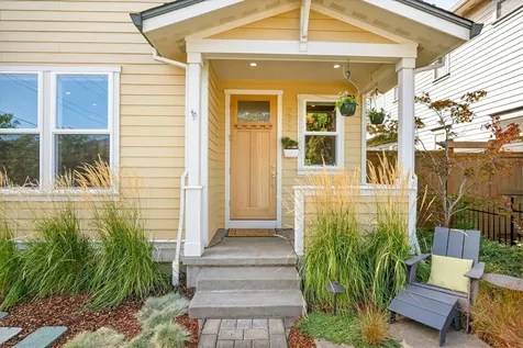 292 B Street Ashland OR 97520