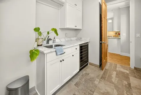292 B Street Ashland OR 97520