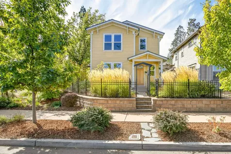 292 B Street Ashland OR 97520