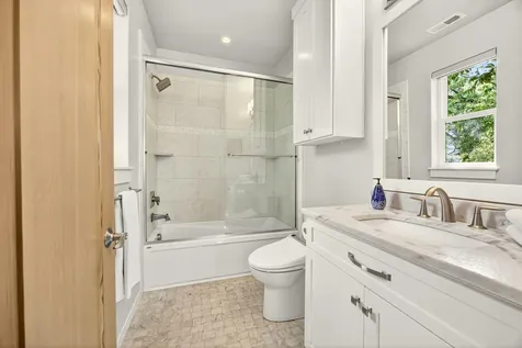 292 B Street Ashland OR 97520