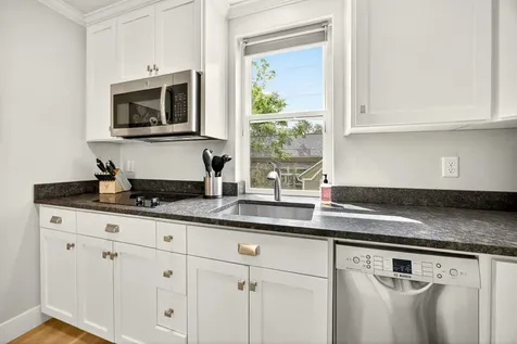 292 B Street Ashland OR 97520