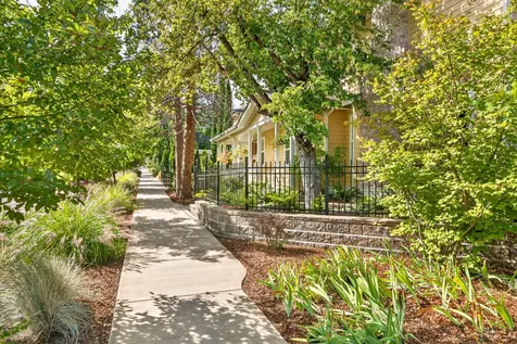 292 B Street Ashland OR 97520
