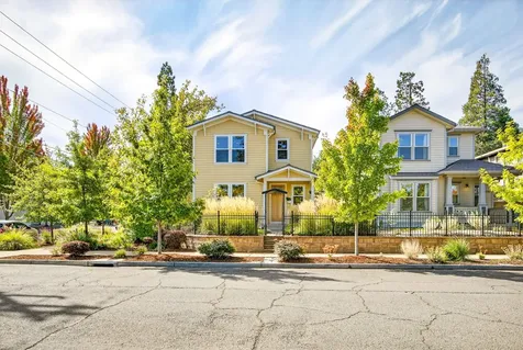 292 B Street Ashland OR 97520